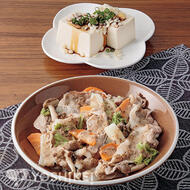 ごまドレで食べる！蒸し豚しゃぶ