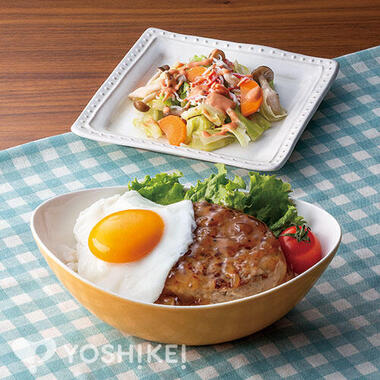 レンジで簡単!オニオンソースのロコモコ風