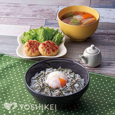 包丁いらず☆温玉しらす丼