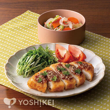 レンジでお手軽!ごまみそチキンカツ(成型肉)