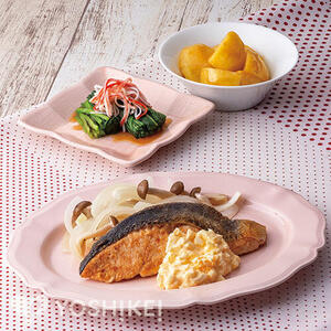 骨取り鮭のムニエル~マヨたまソース~