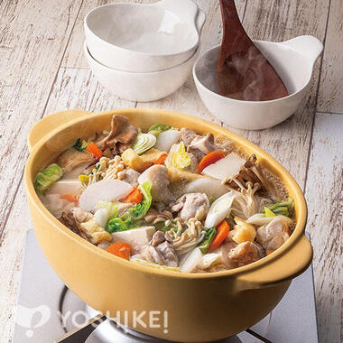 鶏肉といろいろ野菜のうま塩鍋