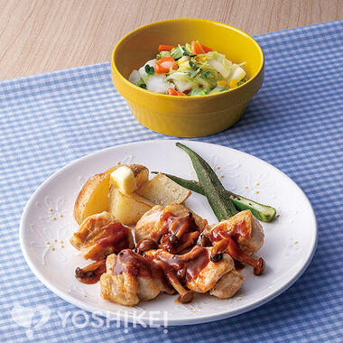 チキンのきのこデミ味噌ソース