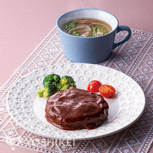 デミグラスソースハンバーグ