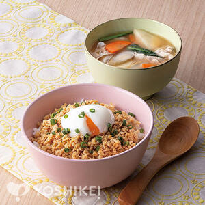 温玉のせ旨だし鶏そぼろ丼