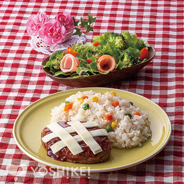 親子でつくろう！チーズのせハンバーグ＆まぜまぜピラフ