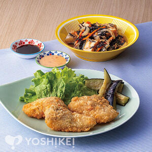 ２種のソースで楽しむ！骨取り白身魚フライ