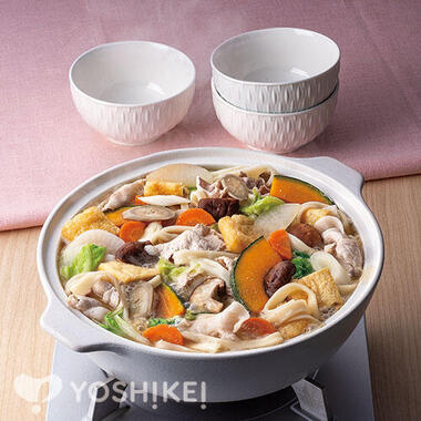 山梨名物!たっぷり野菜のもちもちほうとう