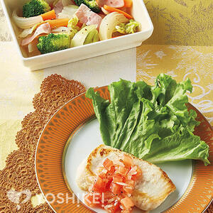 フレッシュトマトソースで食べるめかじきのムニエル