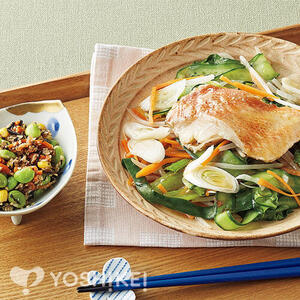 1/2日分の野菜とあかうおのレンジ蒸し