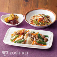 紙包み　鶏肉と野菜の塩麹蒸し