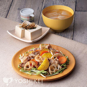 根菜と豚肉の焼きサラダ～ＭＣＴオイル入り玉葱ドレッシング～