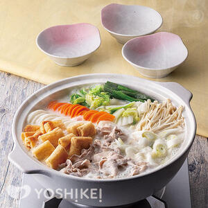 豚しゃぶ肉とカリカリお揚げのコラーゲン豆乳鍋