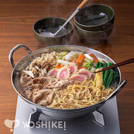 製麺屋食堂監修　生姜醤油ラーメン鍋