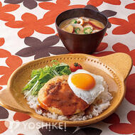 れんこん入り豆腐バーグの和風ロコモコ