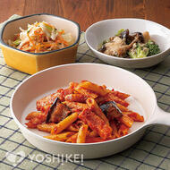 ペンネリガーテの厚切りベーコンと茄子のトマトソース