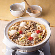 1/2日分の野菜が摂れる!焼あごだしのおでん風鍋