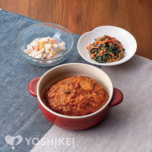 煮込みハンバーグ