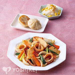 いかと野菜の黒酢炒め