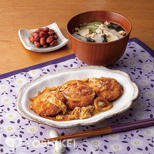 揚げずに簡単！ひれかつ煮（成型肉）