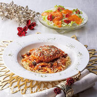 くずして食べるハンバーグボロネーゼ