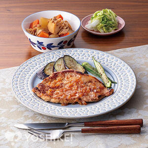 ぽかぽカフェ監修　ポークソテー～シャリアピンソース～