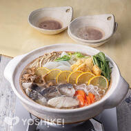 １／２日分以上の野菜が摂れる！貝だし塩レモン鍋