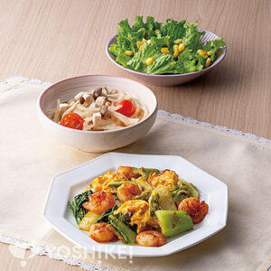 ふわふわ卵とえびのカレー炒め