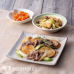 牛肉のこんがりポテト炒め