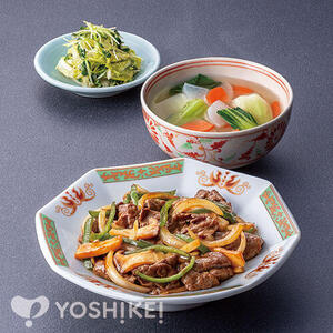 牛肉とエリンギの黒酢炒め