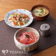 二種のまぐろ丼