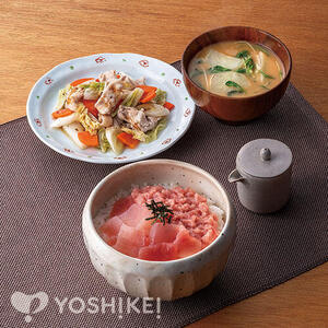 二種のまぐろ丼