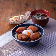温玉のせ!炭火風しょうゆ味つくね丼
