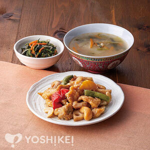 鶏肉のカシューナッツ炒め