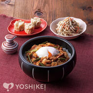 温玉のせ！甘辛豚キムチ丼