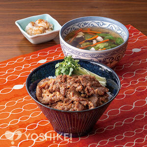 神戸三宮十番　牛焼肉丼