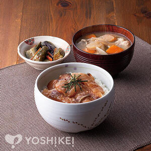 ぶりのごまだれ漬け丼