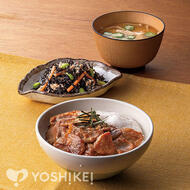 麦とハーブの三元豚とろろ丼