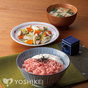 まぐろたたきの山かけ丼